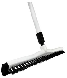 18" Squeegee w/Bristles - 5' FG Handle White Kit