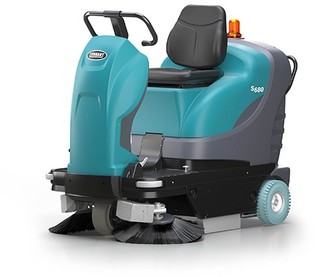 Tennant S680 Ride-On Sweeper 1050 mm/42" w/ Dual Side Brushes